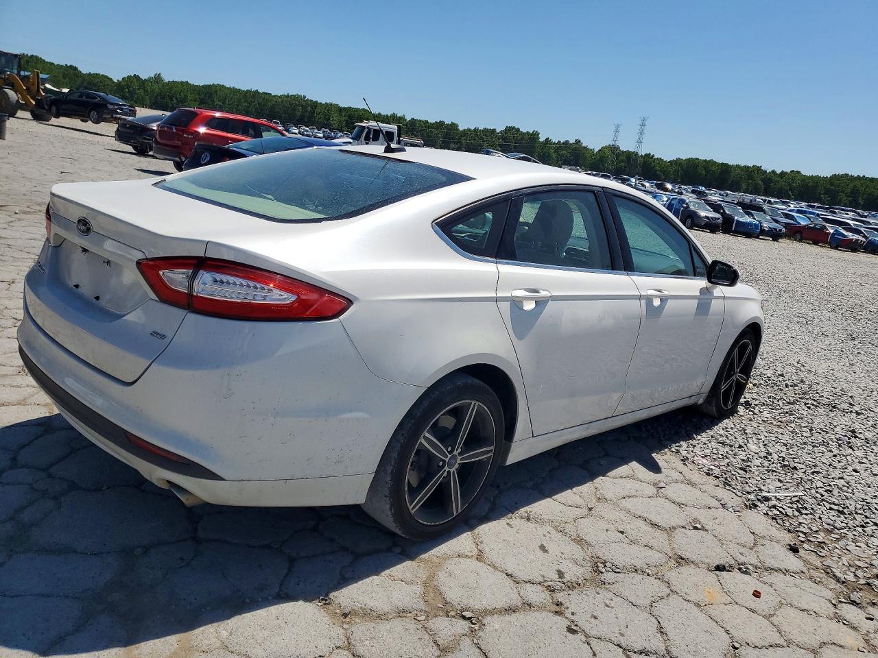 2015 Ford Fusion Se - zdjęcie 3