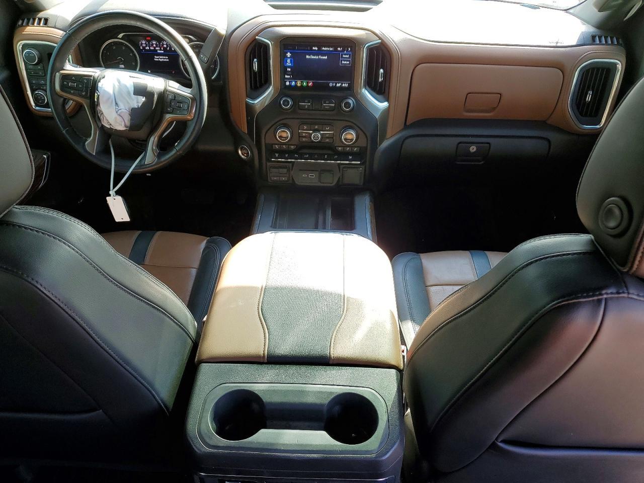 2023 Chevrolet Silverado K3500 High Country - zdjęcie 8
