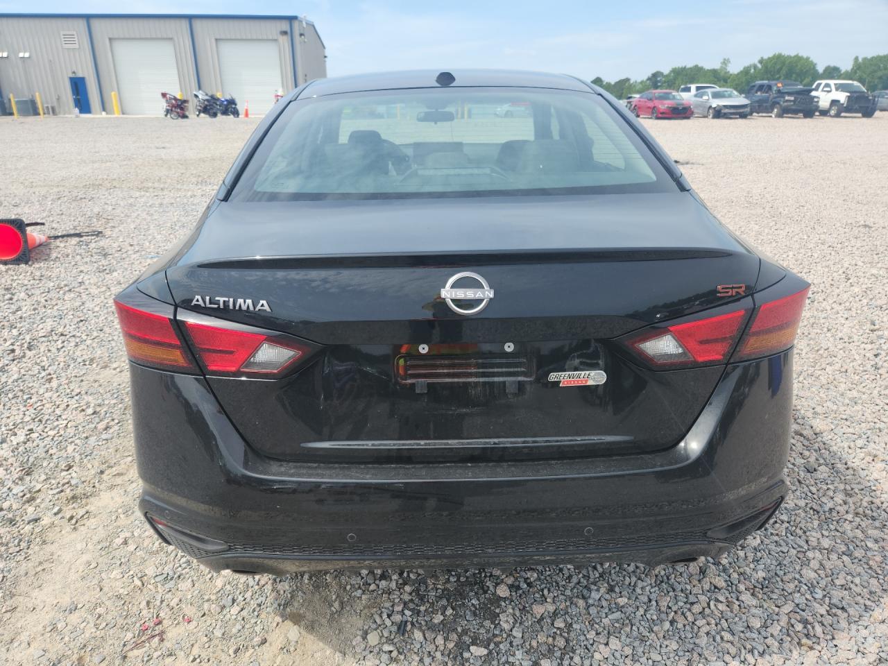 2025 Nissan Altima Sr - zdjęcie 6