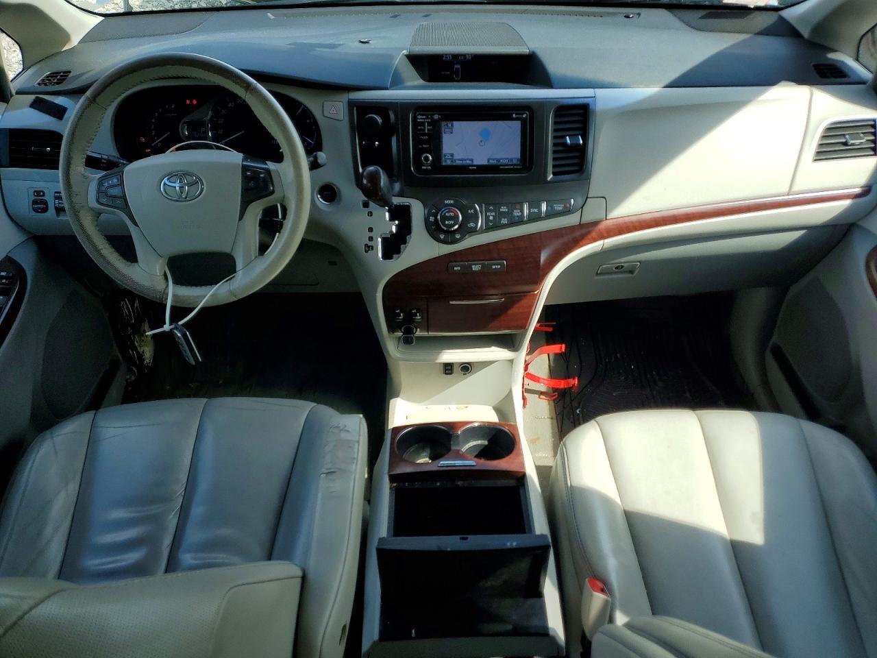 2014 Toyota Sienna Xle 7-Passenger - zdjęcie 8