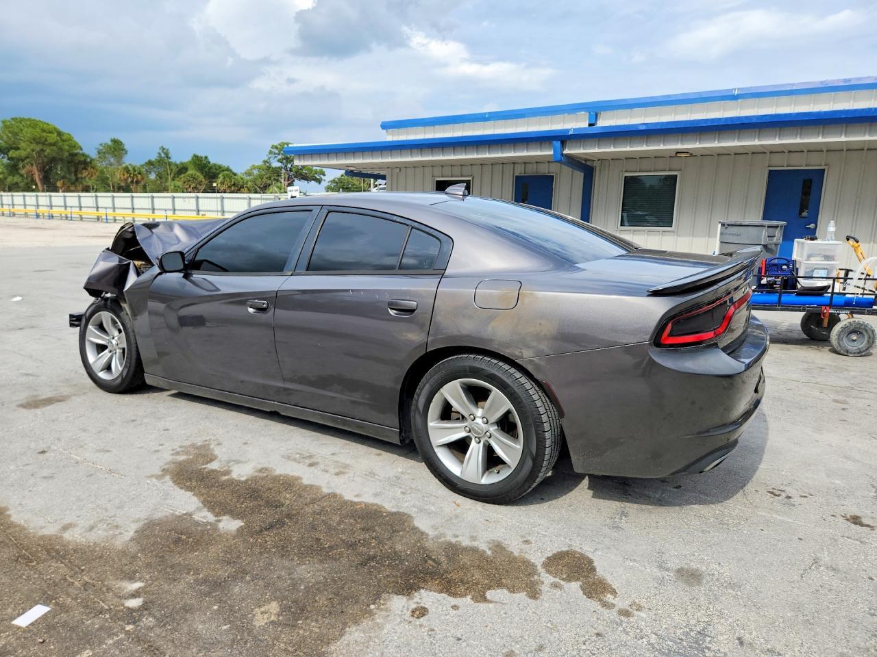 2016 Dodge Charger Sxt - zdjęcie 2