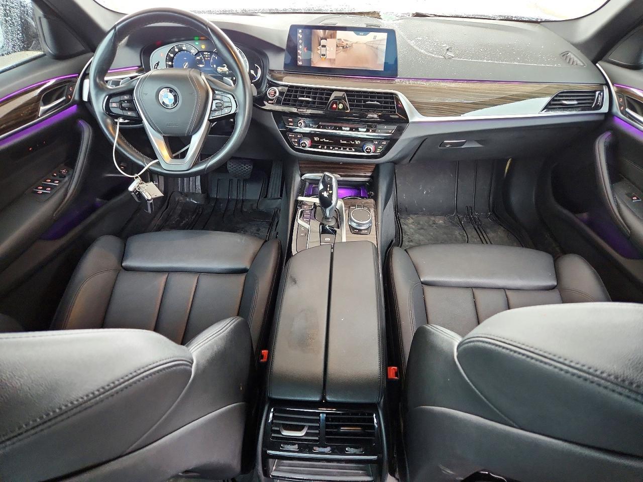 2019 BMW 530 I - zdjęcie 8