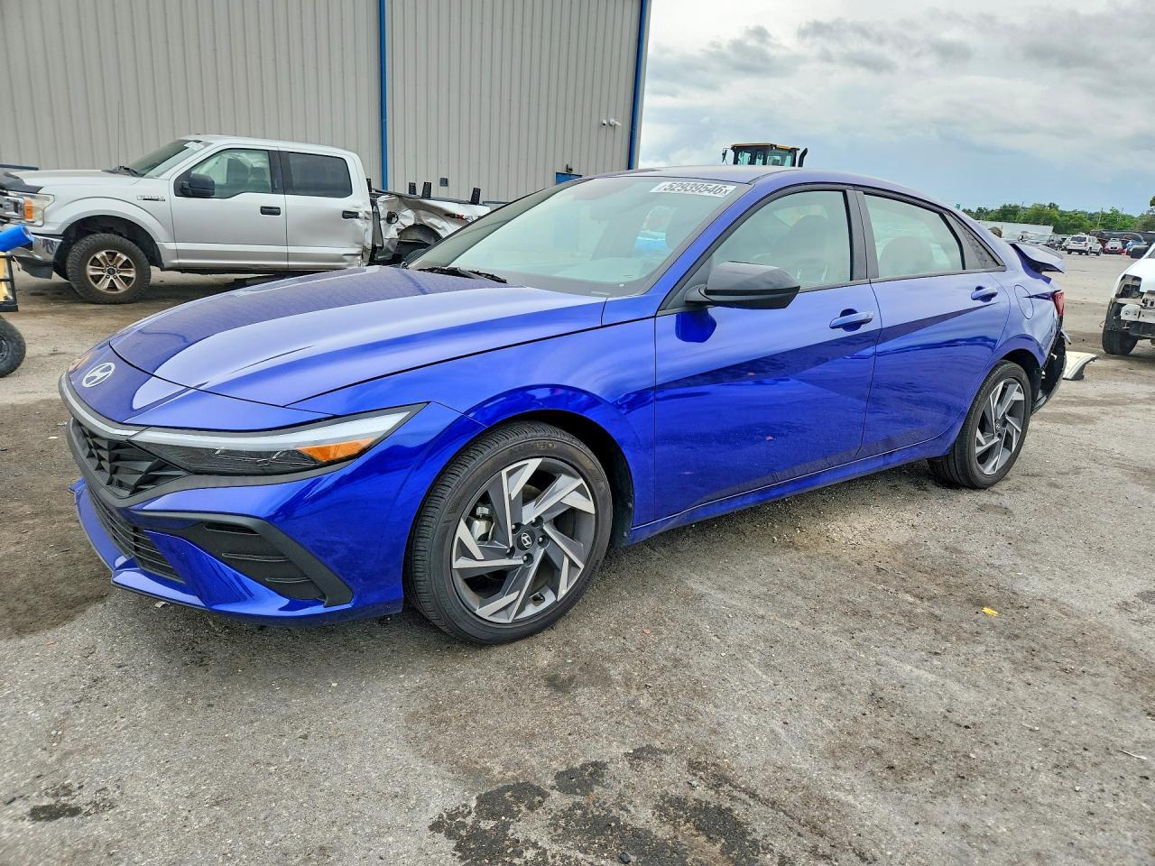 2025 Hyundai Elantra Sel Sport - zdjęcie główne
