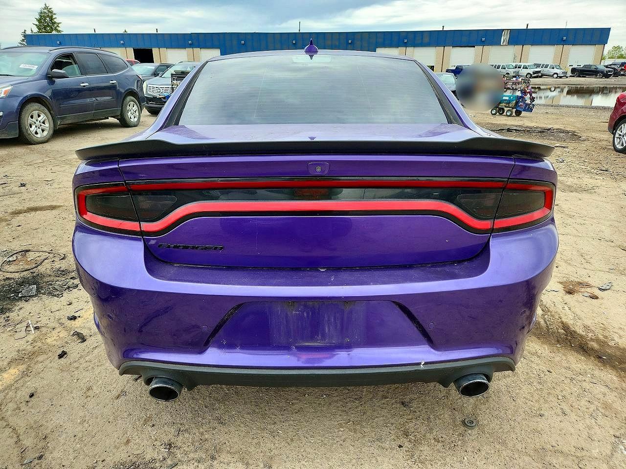 2016 Dodge Charger R - zdjęcie 6