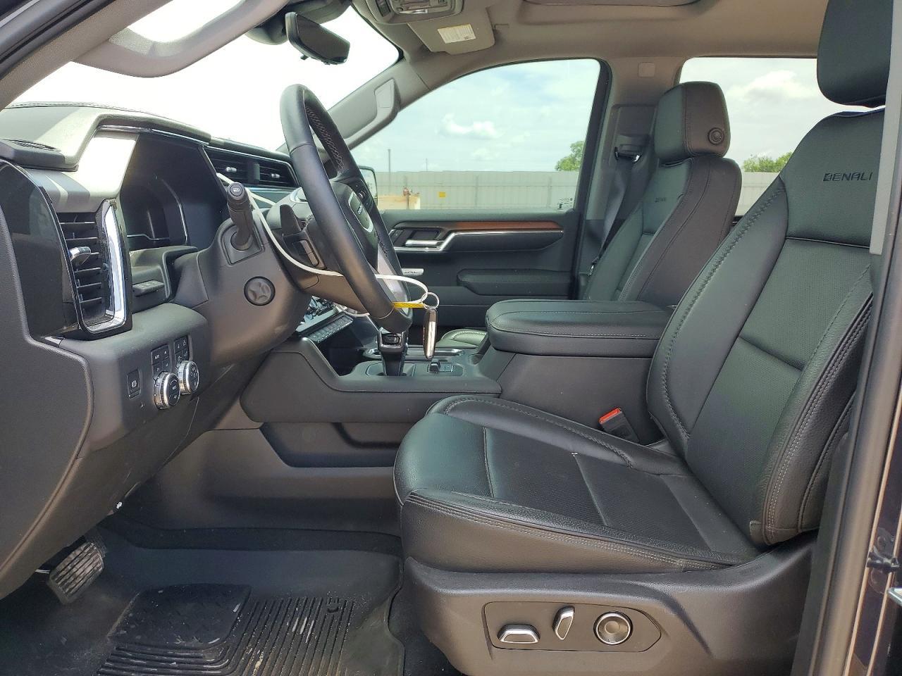 2025 GMC Sierra K1500 Denali - zdjęcie 7