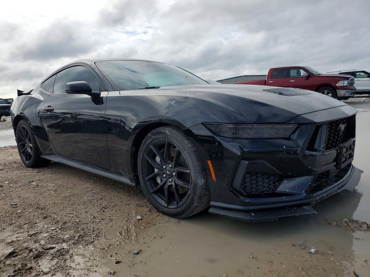 2025 Ford Mustang Gt - zdjęcie 4
