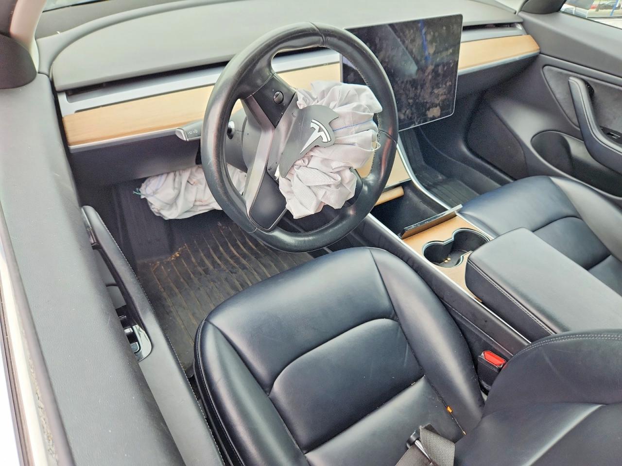 2018 Tesla Model 3 - zdjęcie 8
