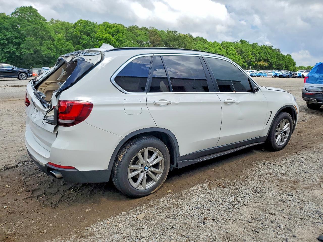 2015 BMW X5 xDrive35I - zdjęcie 3