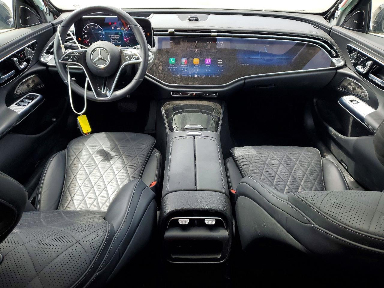 2025 Mercedes-Benz E 450 4Matic - zdjęcie 8