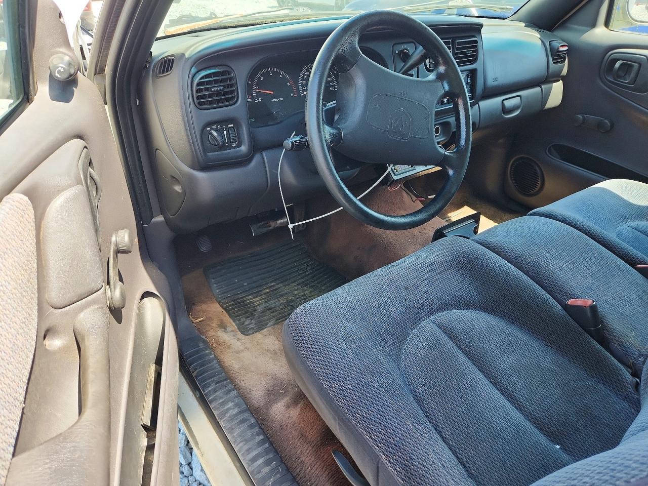 2019 Dodge Dakota Base - zdjęcie 8