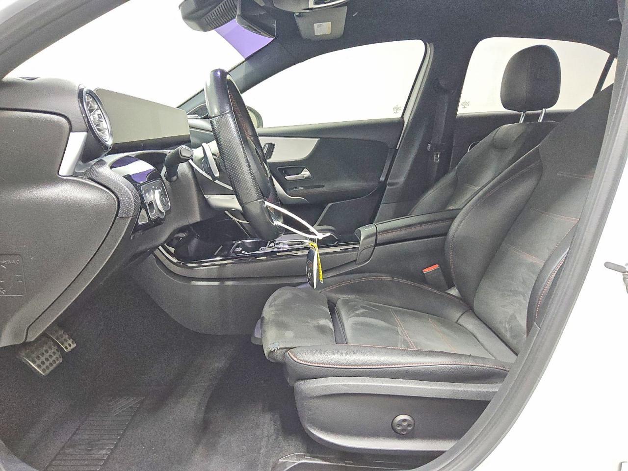 2019 Mercedes-Benz A 220 - zdjęcie 7
