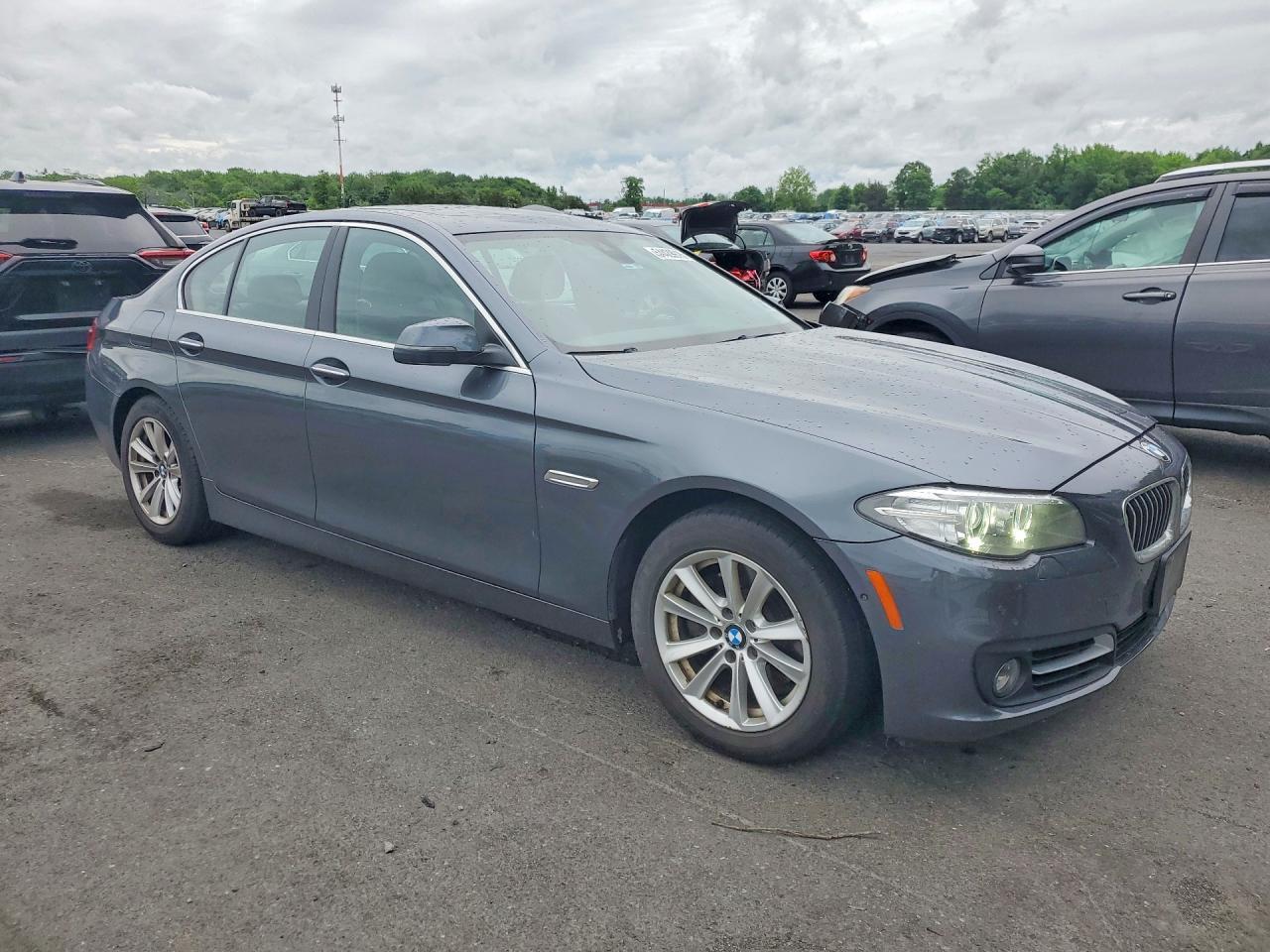 2015 BMW 528 Xi - zdjęcie 4