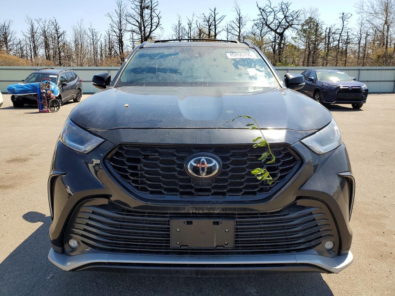 2022 Toyota Highlander Xse - zdjęcie 5