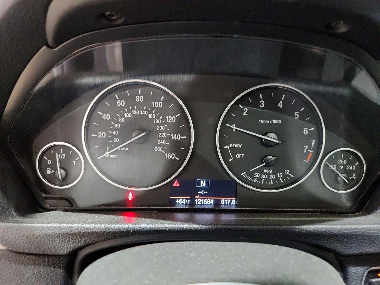 2014 BMW 320 I xDrive - zdjęcie 9