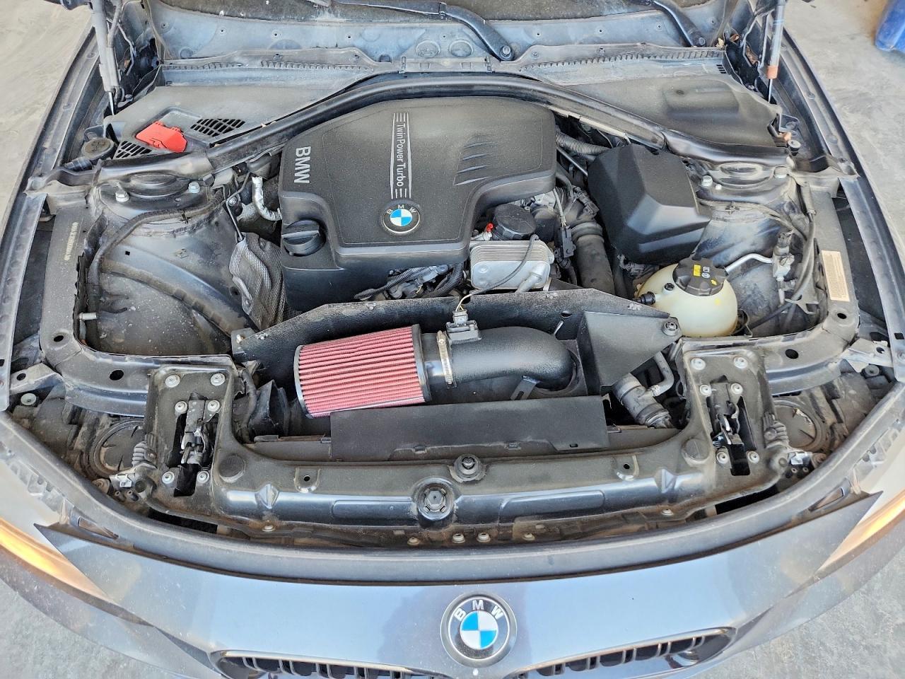 2014 BMW 320 I xDrive - zdjęcie 11
