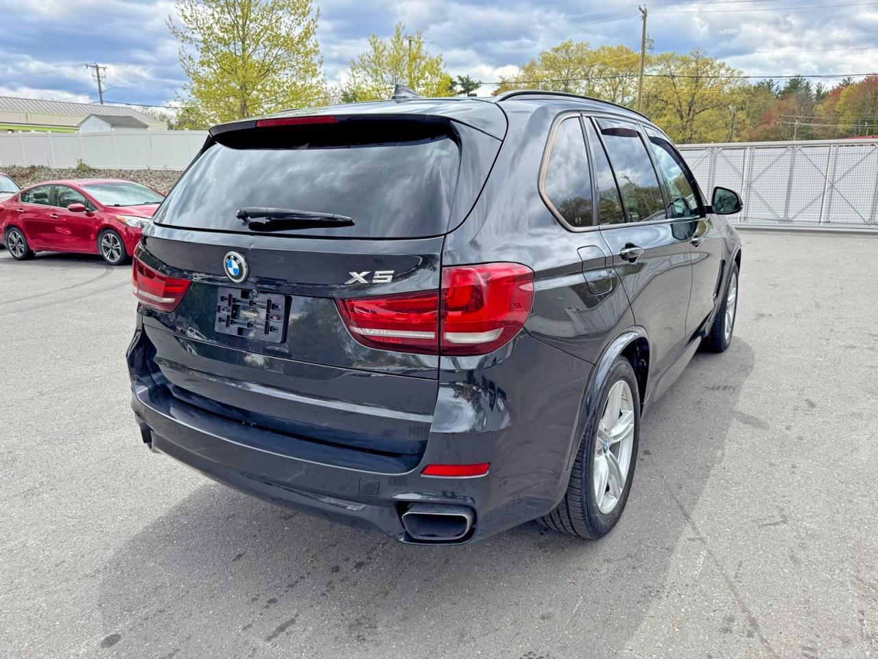 2015 BMW X5 xDrive50I - zdjęcie 3