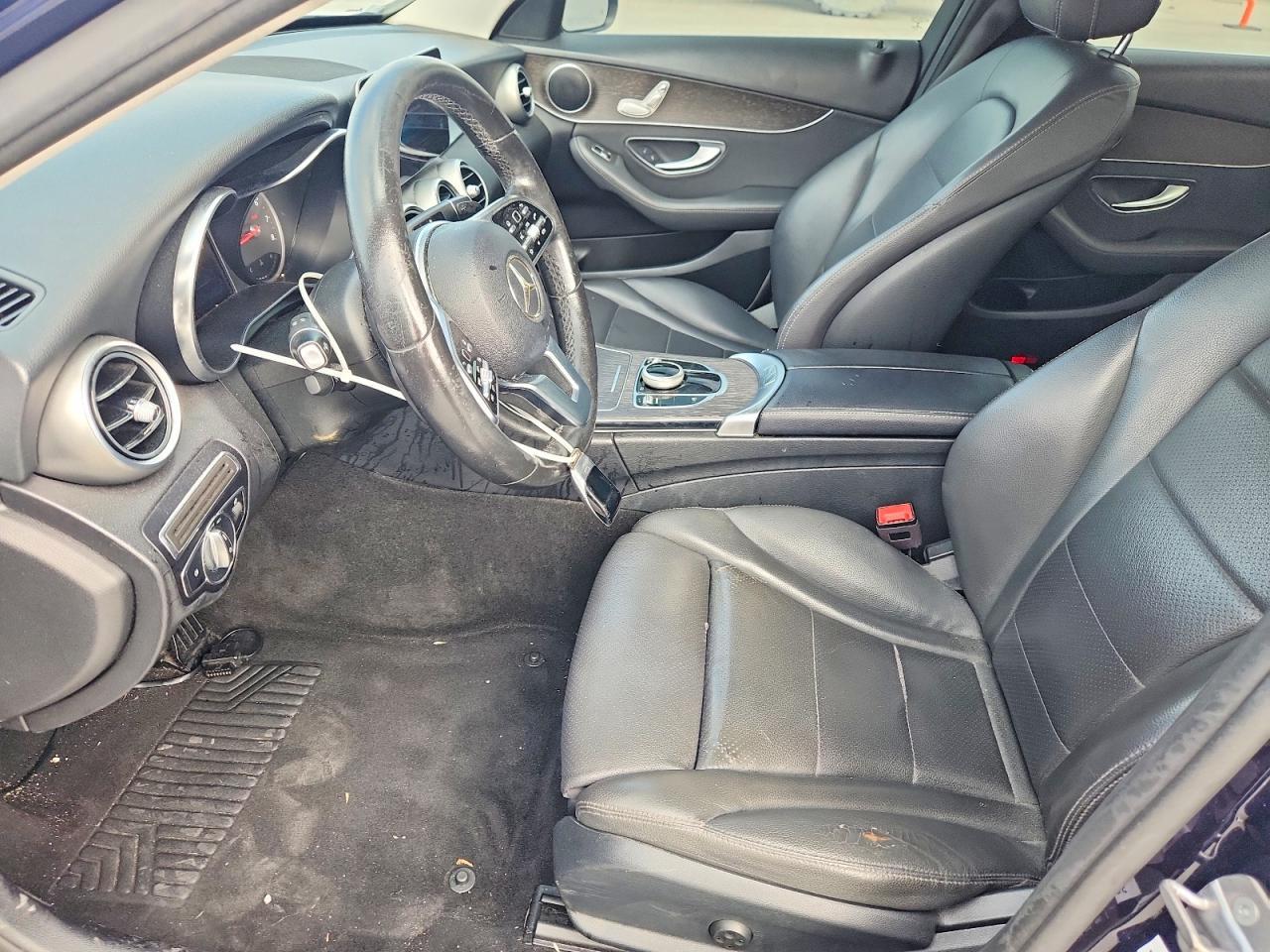 2019 Mercedes-Benz C 300 - zdjęcie 7