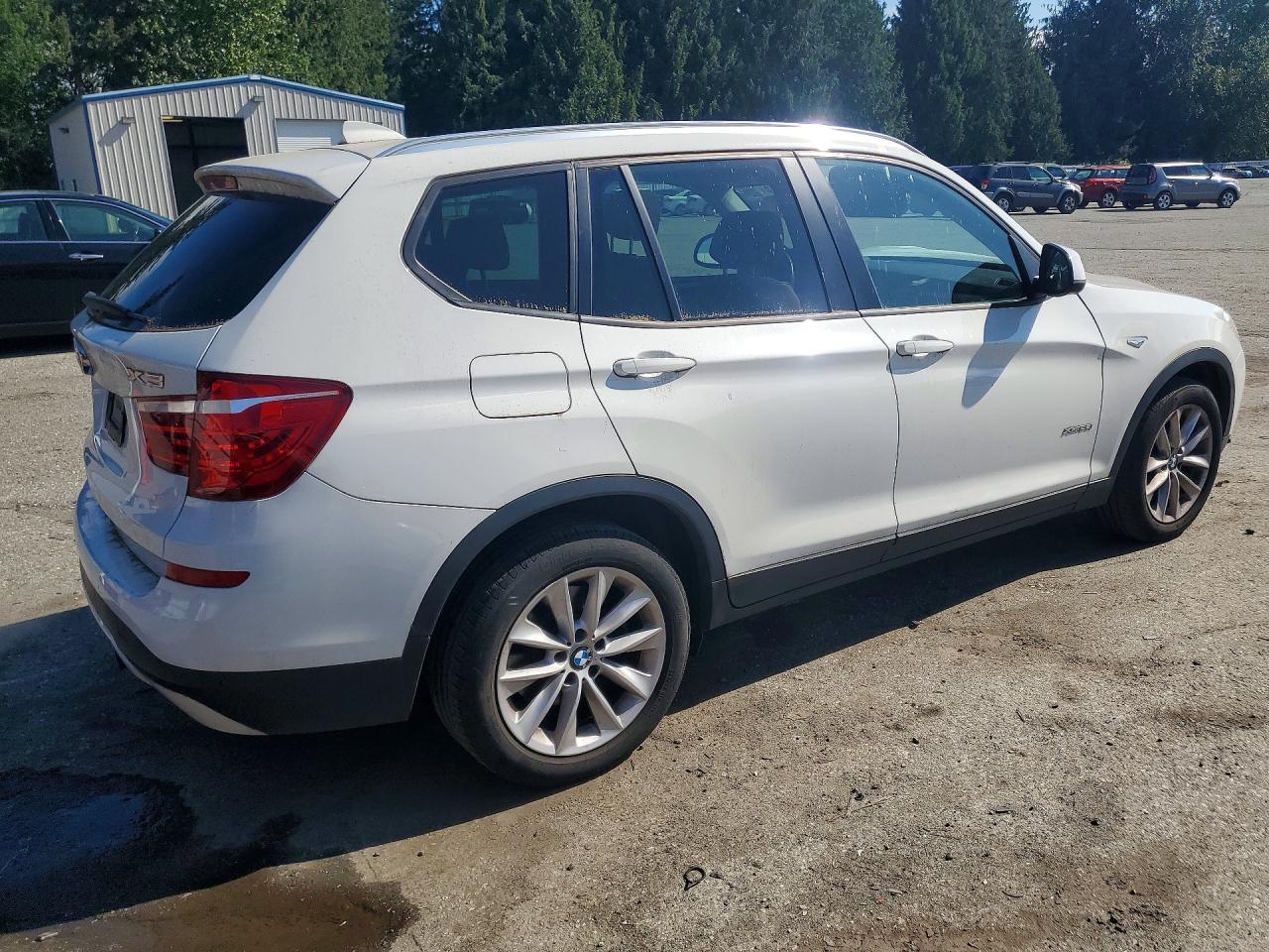 2016 BMW X3 xDrive28I - zdjęcie 3