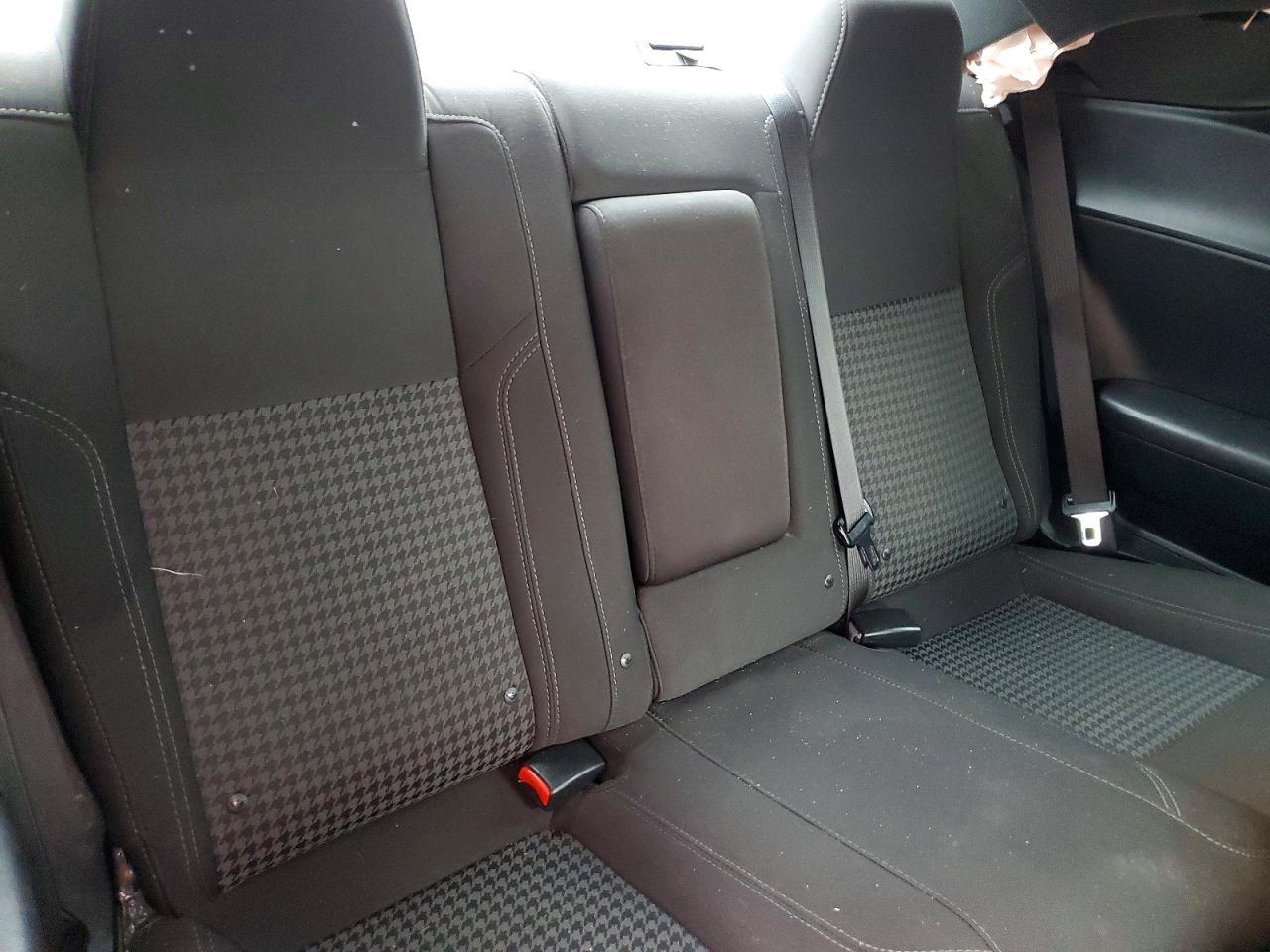 2017 Dodge Challenger Sxt - zdjęcie 10