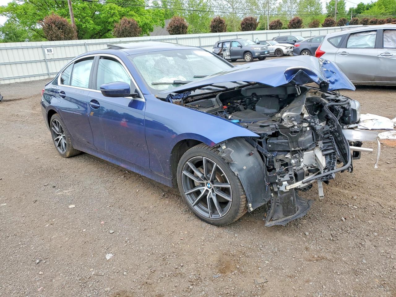 2019 BMW 330Xi - zdjęcie 4