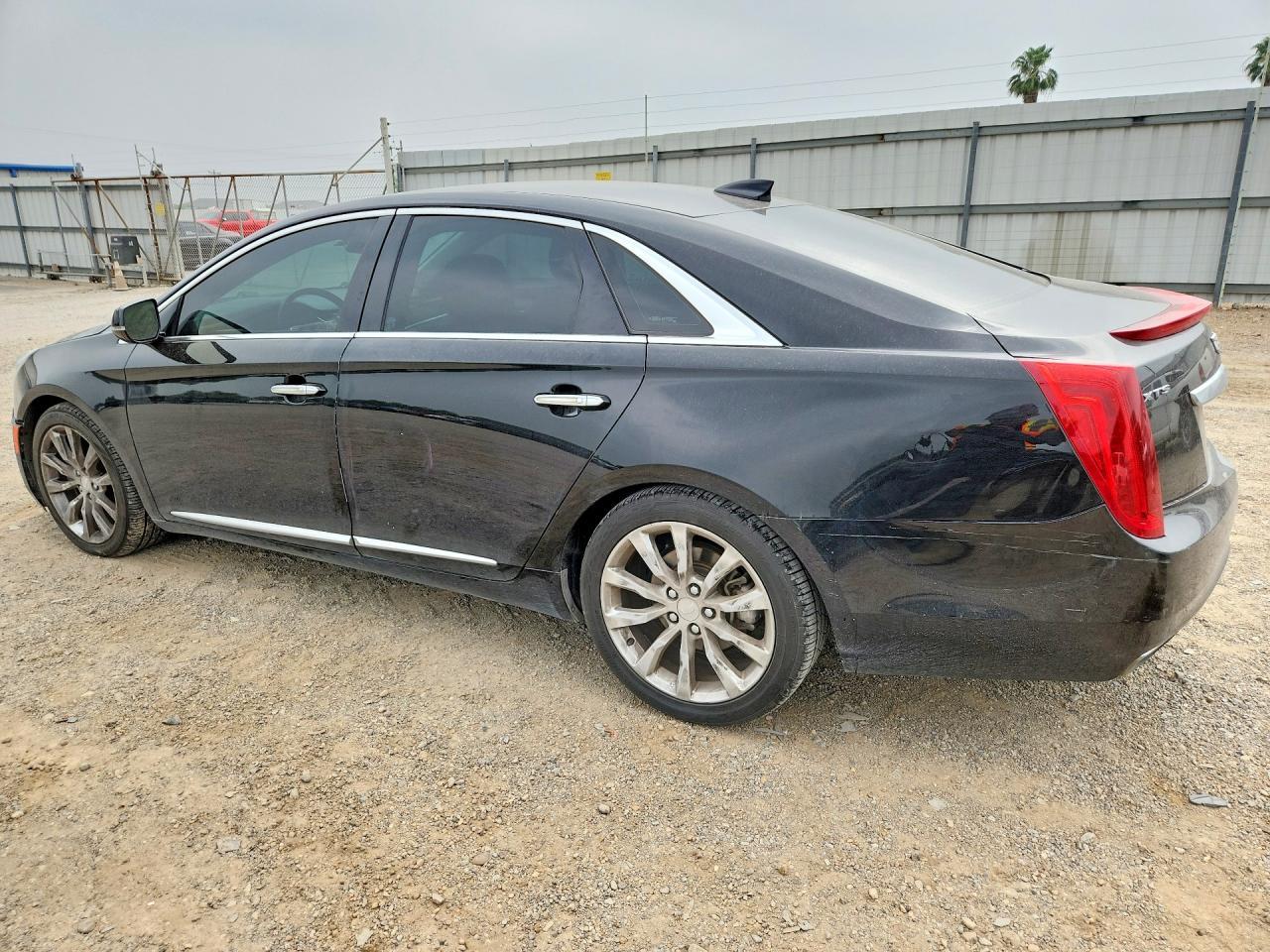 2017 Cadillac Xts Luxury - zdjęcie 2
