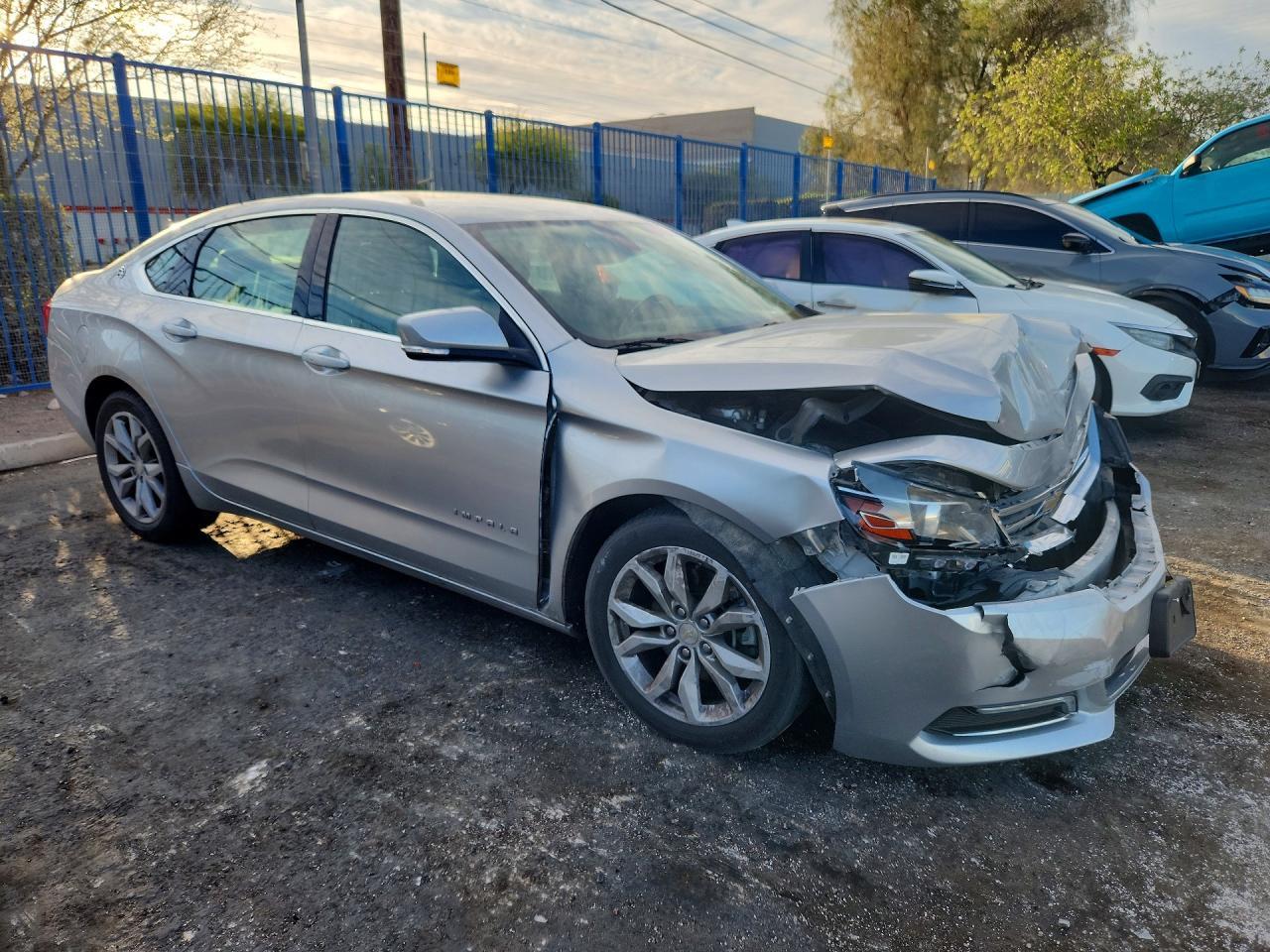 2019 Chevrolet Impala Lt - zdjęcie 4