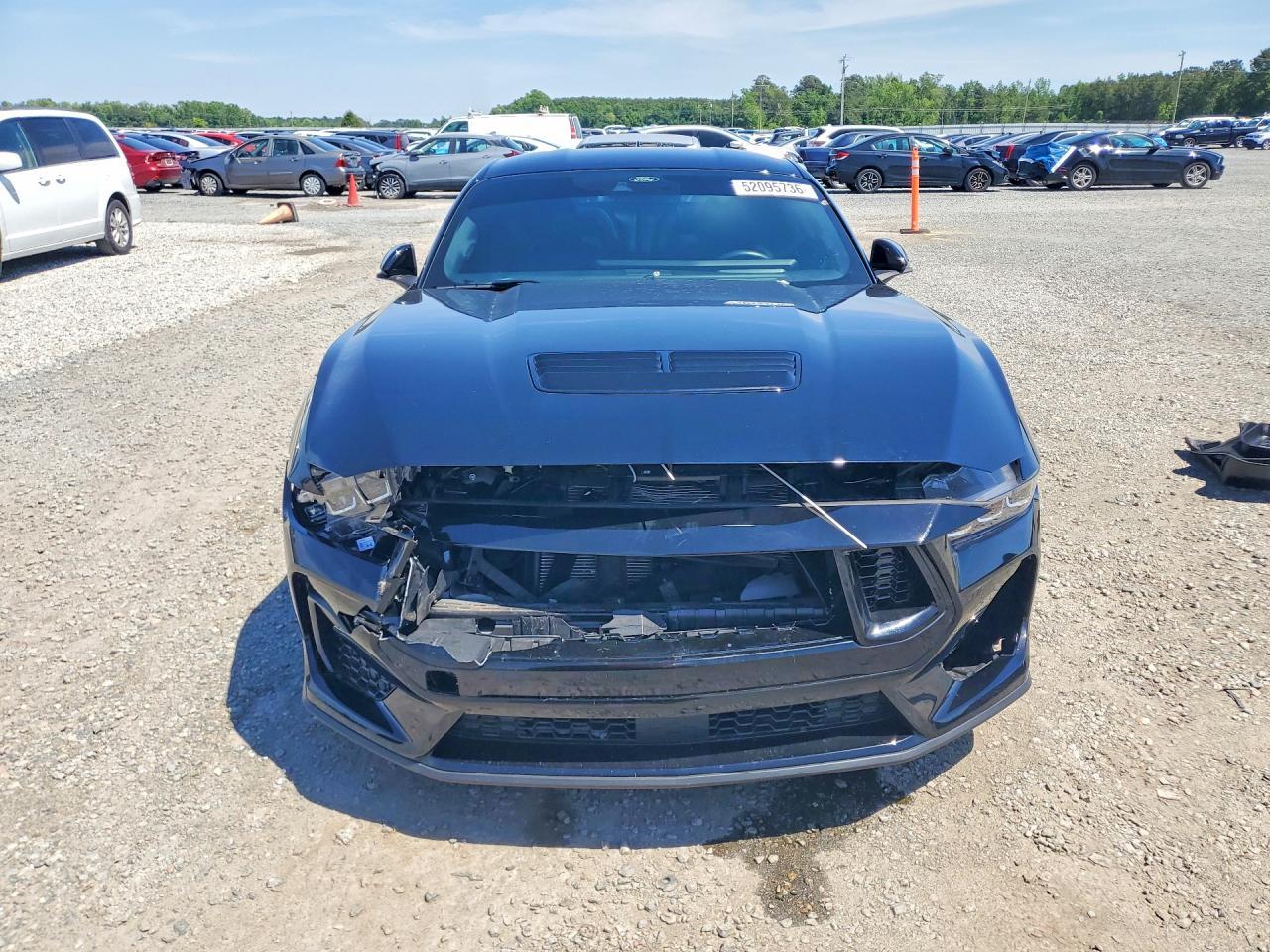 2024 Ford Mustang Gt - zdjęcie 5