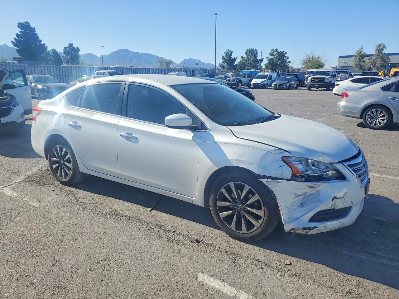 2013 Nissan Sentra S - zdjęcie 4