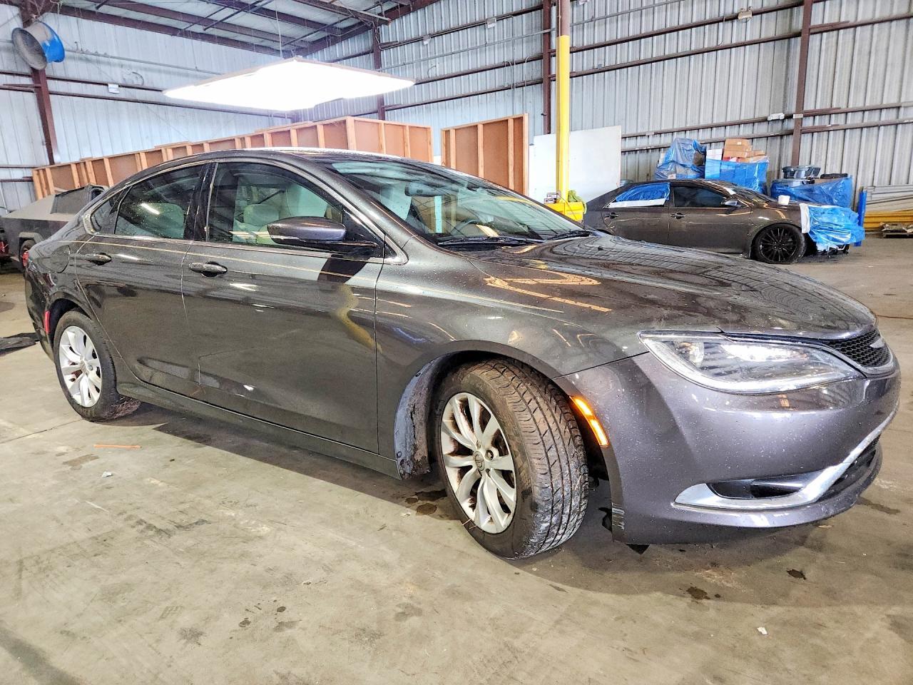 2015 Chrysler 200 C - zdjęcie 4