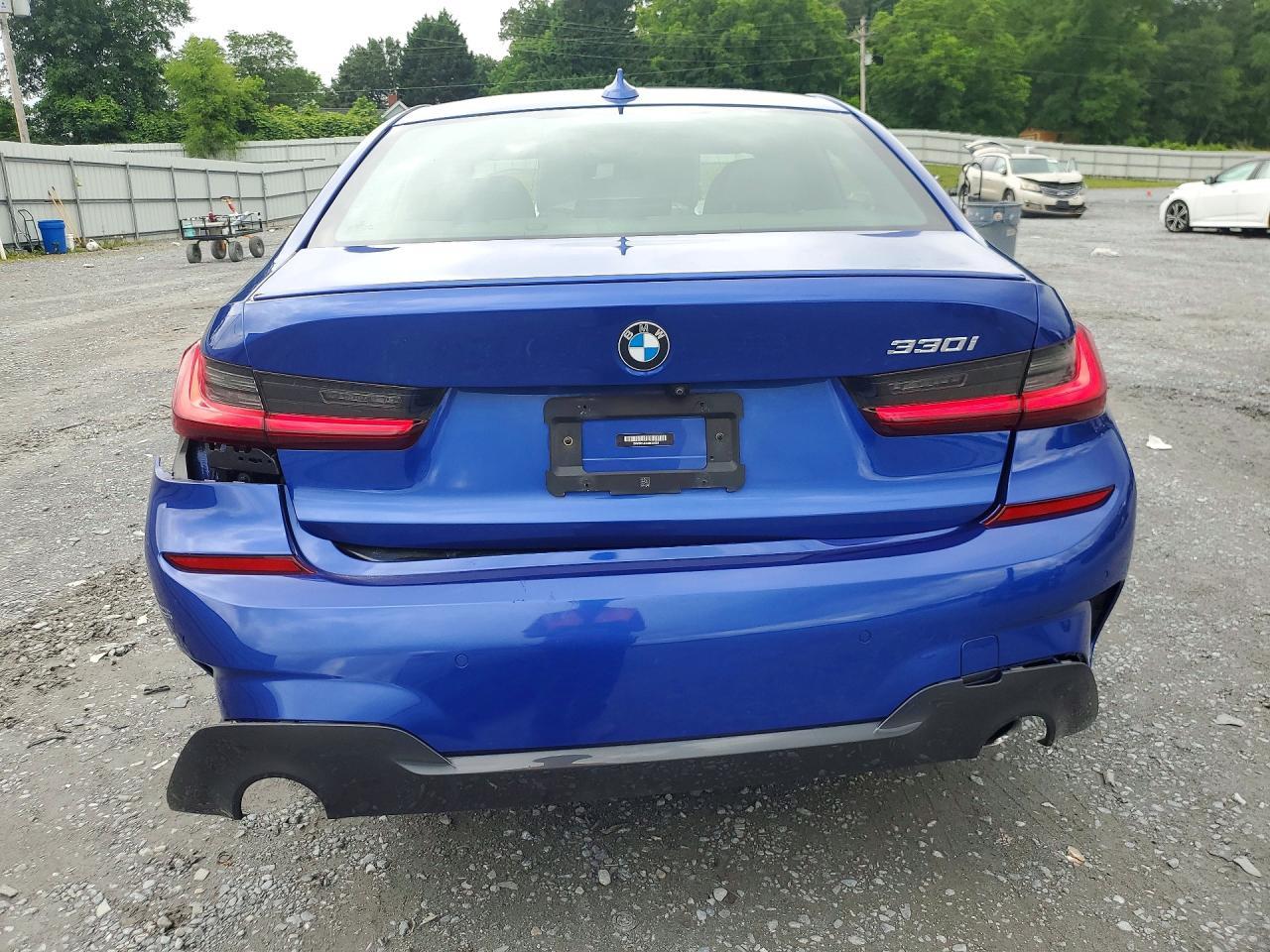2022 BMW 330I - zdjęcie 6