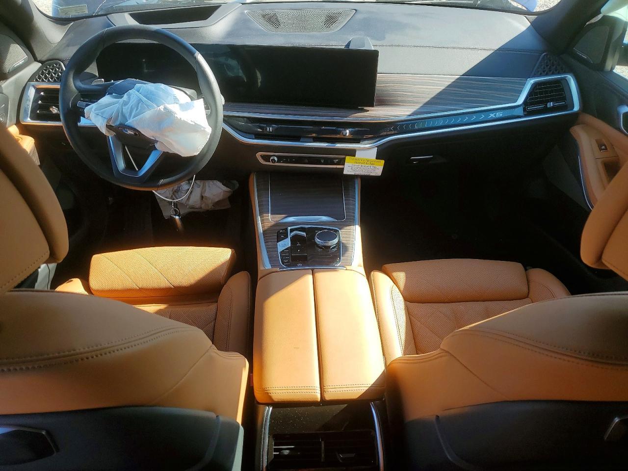 2025 BMW X5 xDrive40I - zdjęcie 8