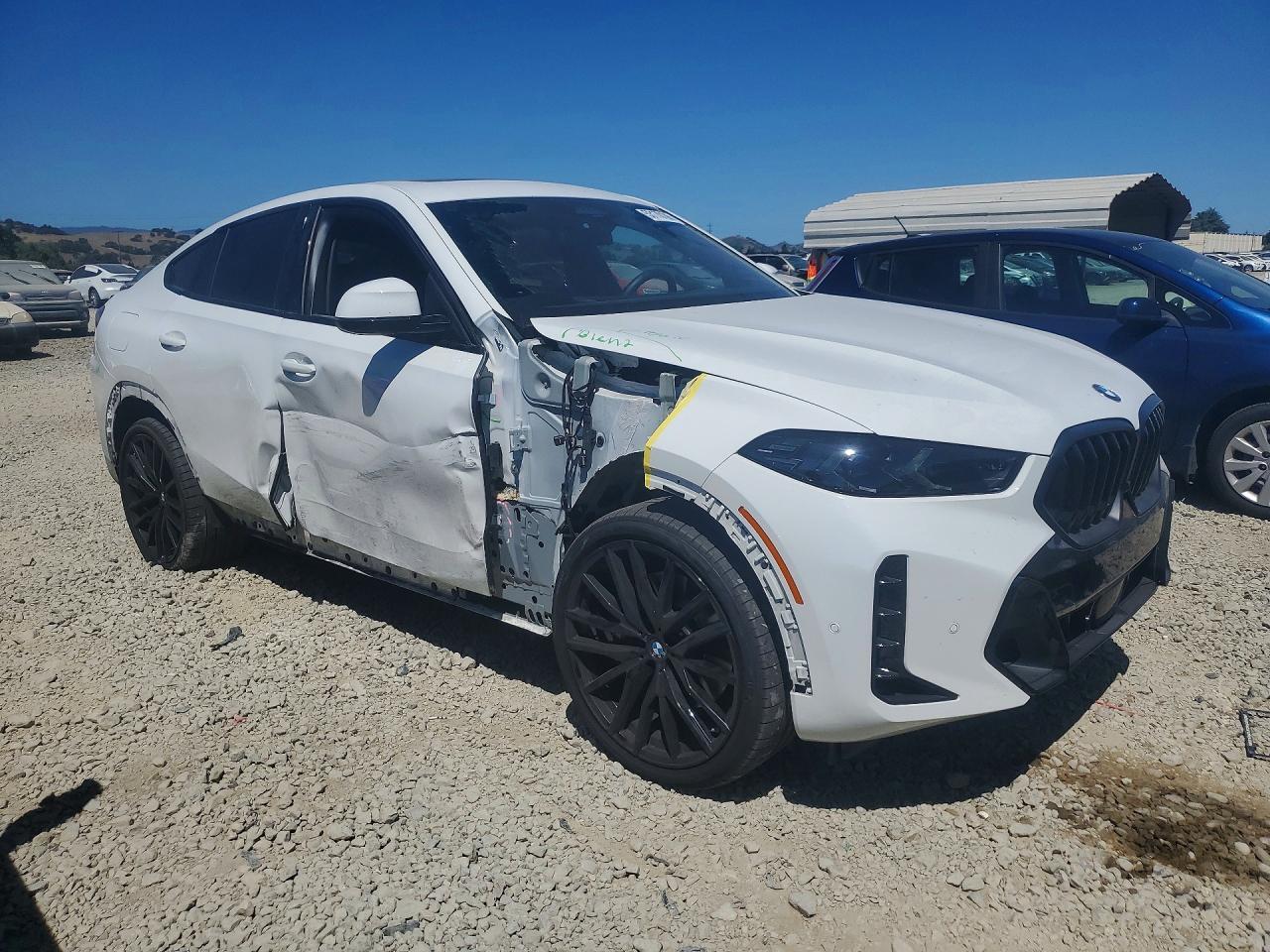 2024 BMW X6 xDrive40I - zdjęcie 4