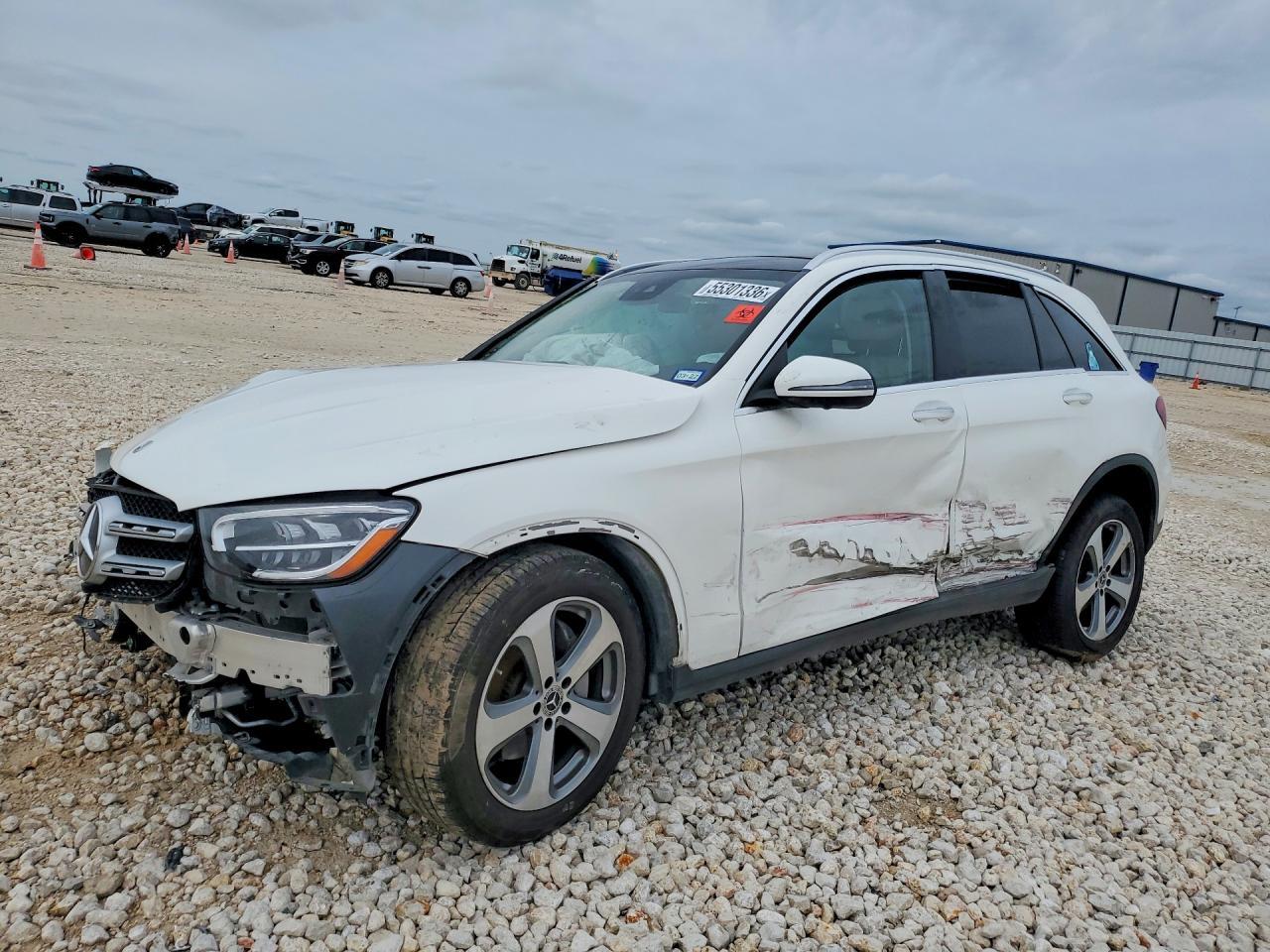 2022 Mercedes-Benz Glc 300 4Matic - zdjęcie główne