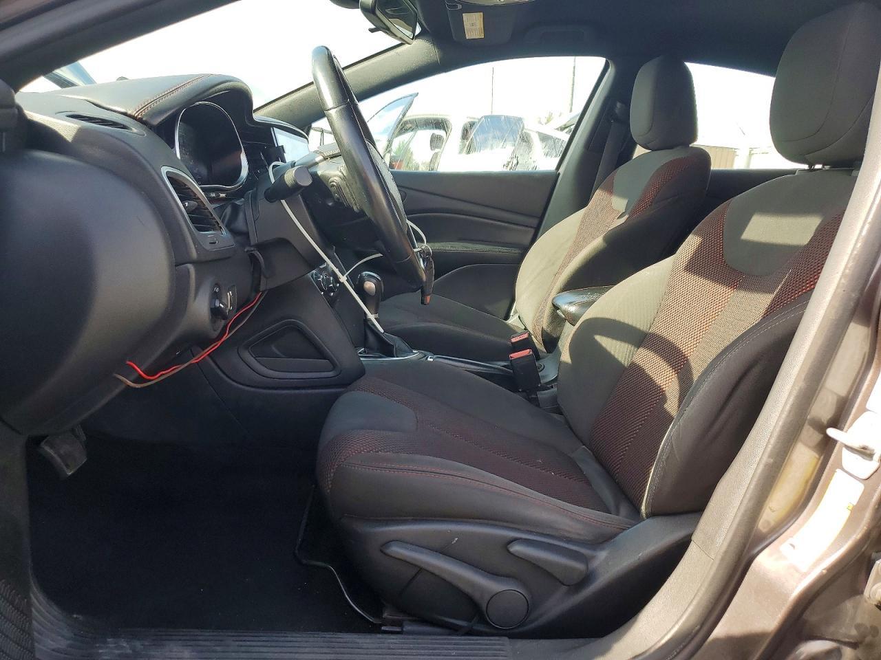 2016 Dodge Dart Sxt - zdjęcie 7