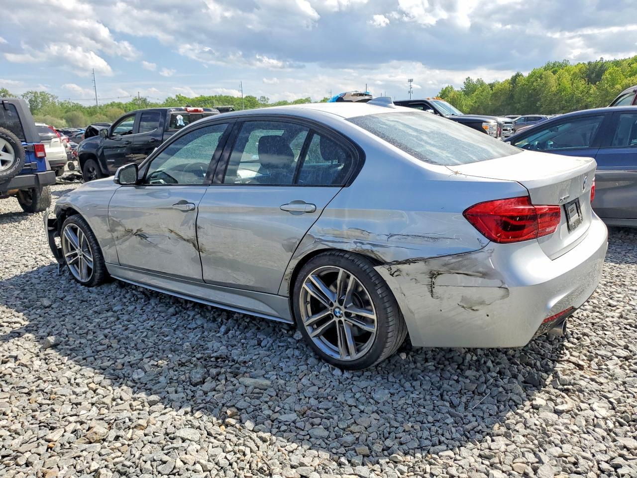 2018 BMW 340 Xi - zdjęcie 2