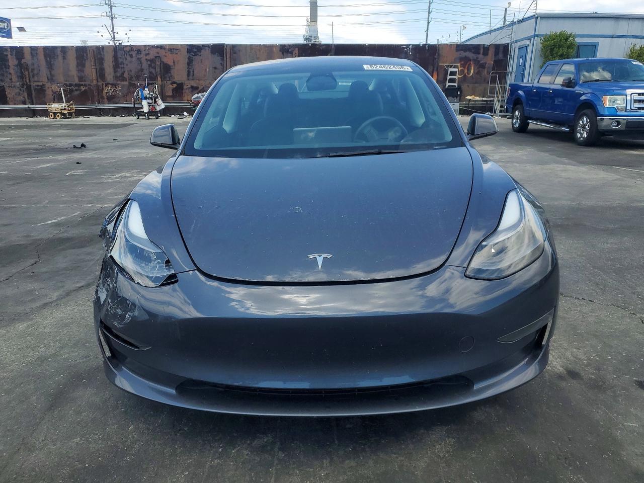 2023 Tesla Model 3 - zdjęcie 5