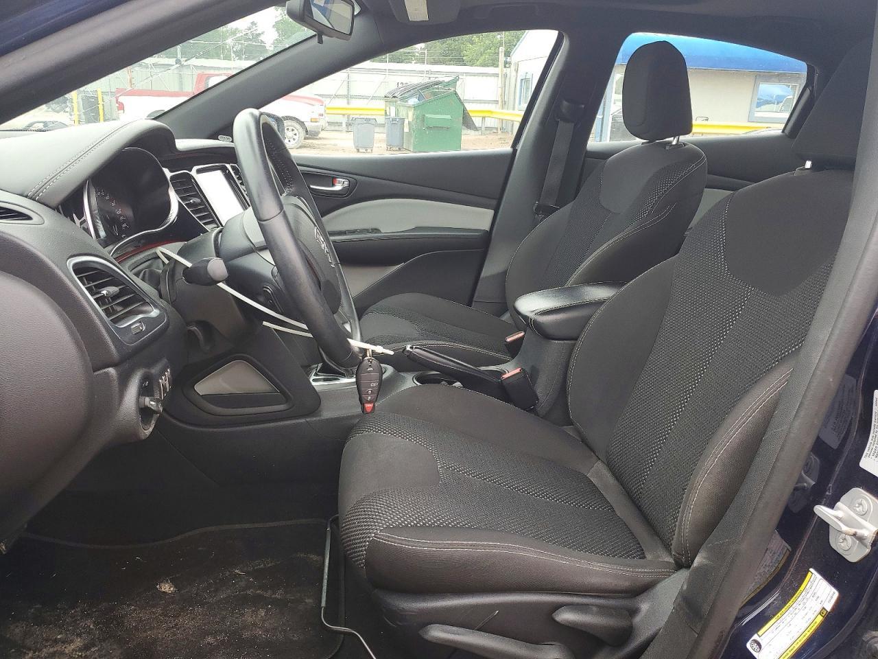 2015 Dodge Dart Sxt - zdjęcie 7