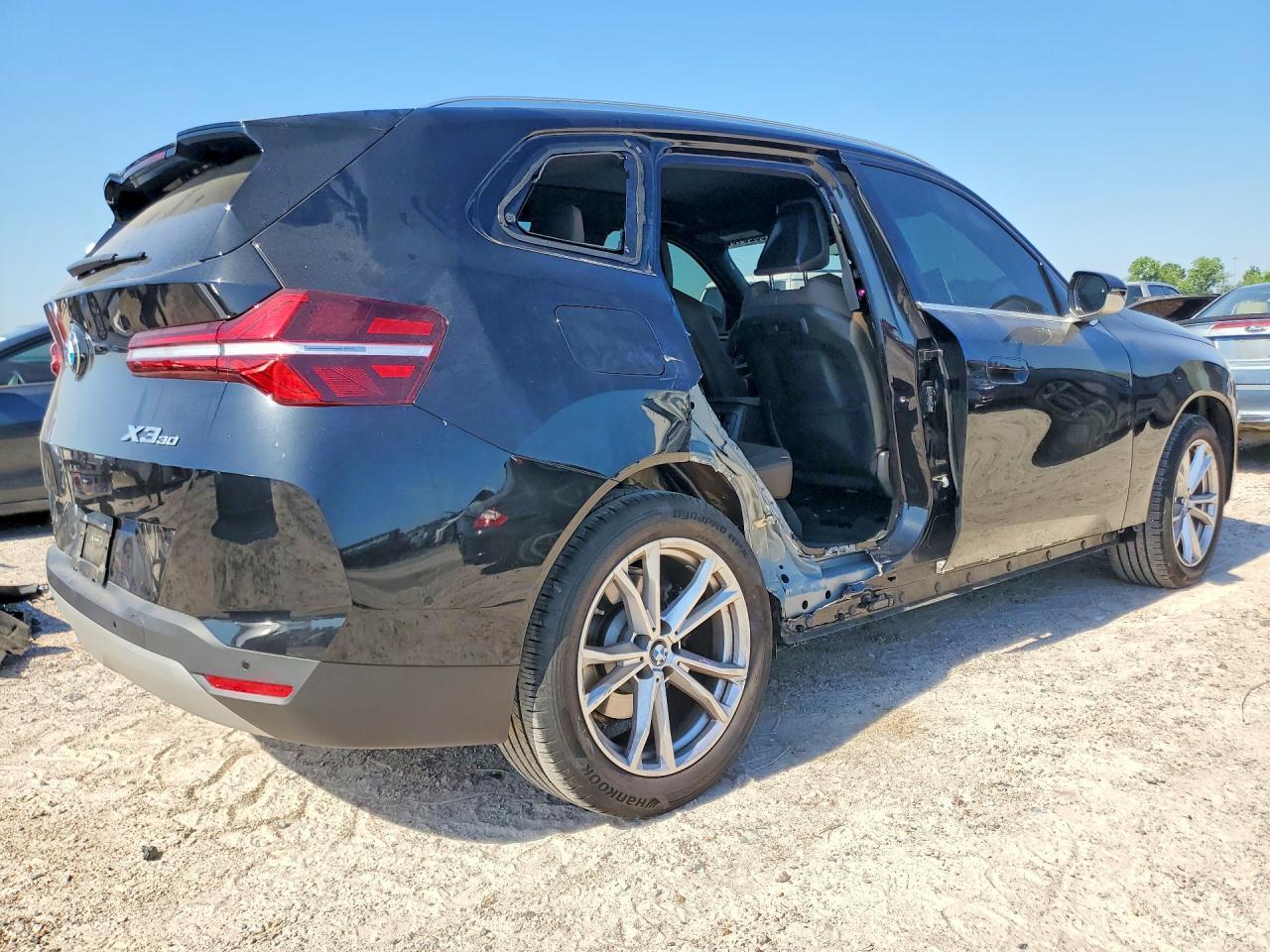 2025 BMW X3 30 xDrive - zdjęcie 3