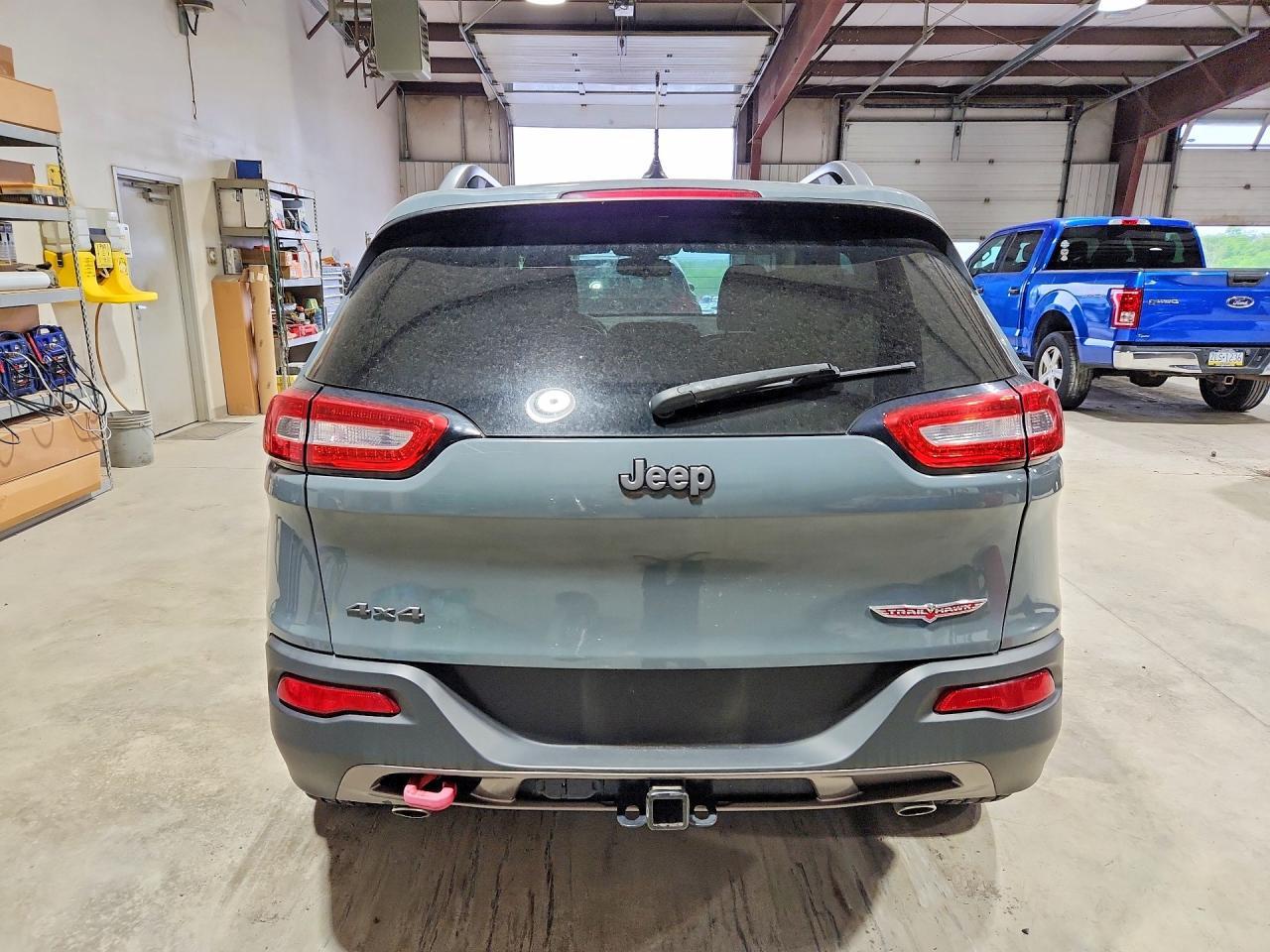 2014 Jeep Cherokee Trailhawk - zdjęcie 6