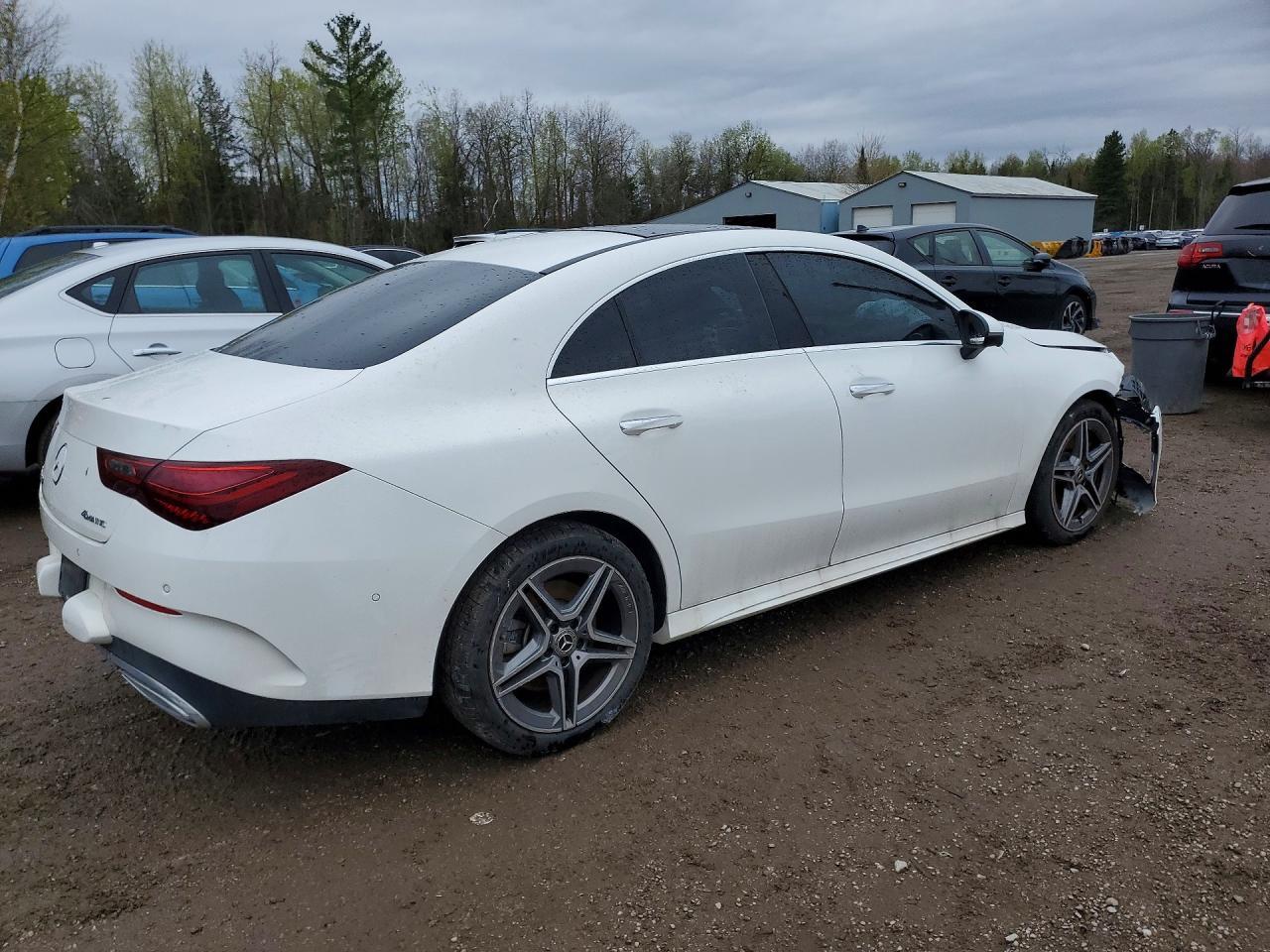2025 Mercedes-Benz Cla 250 4Matic - zdjęcie 3