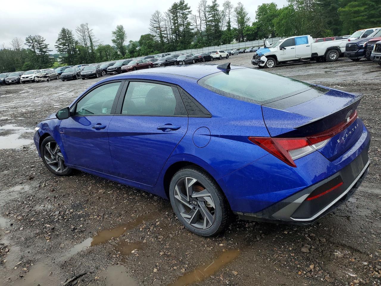2025 Hyundai Elantra Sel Sport - zdjęcie 2