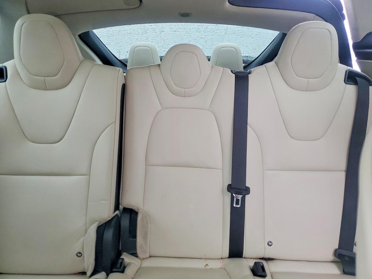 2017 Tesla Model X - zdjęcie 10