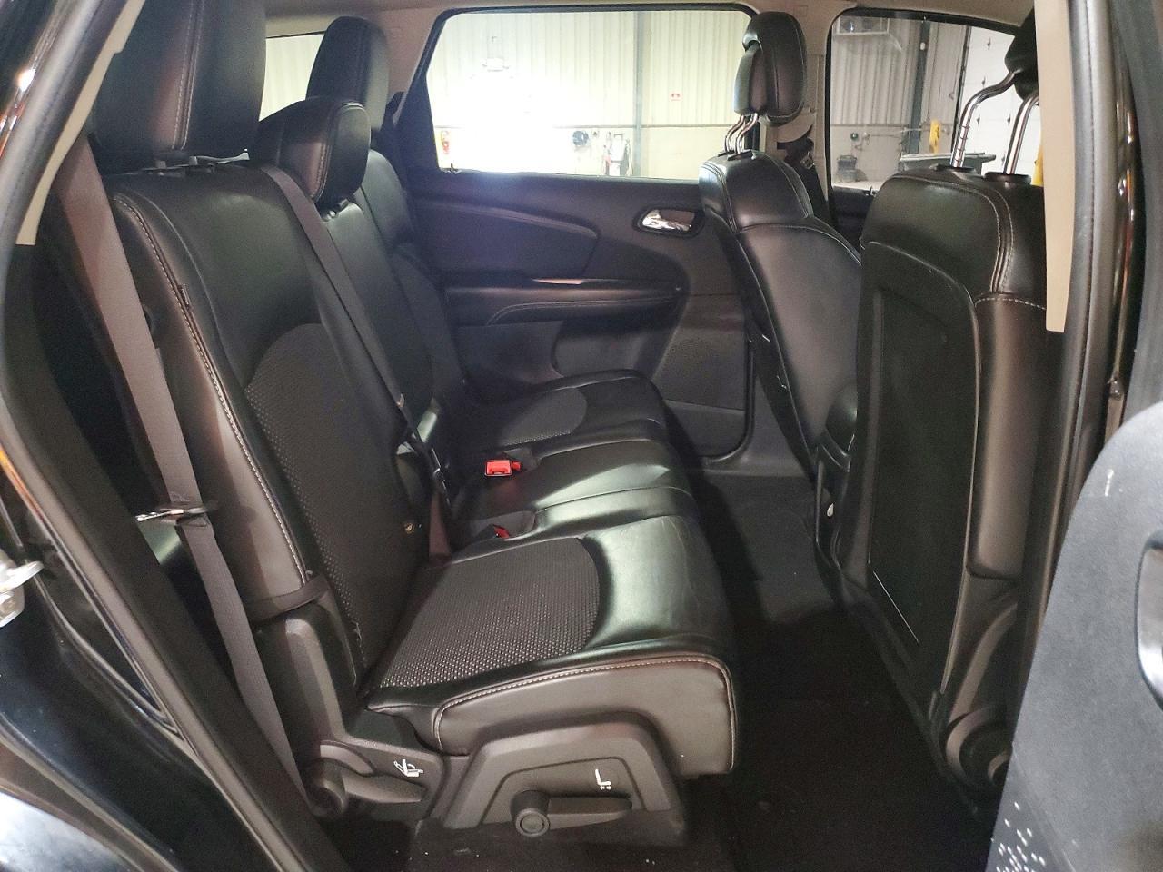 2015 Dodge Journey Crossroad - zdjęcie 11