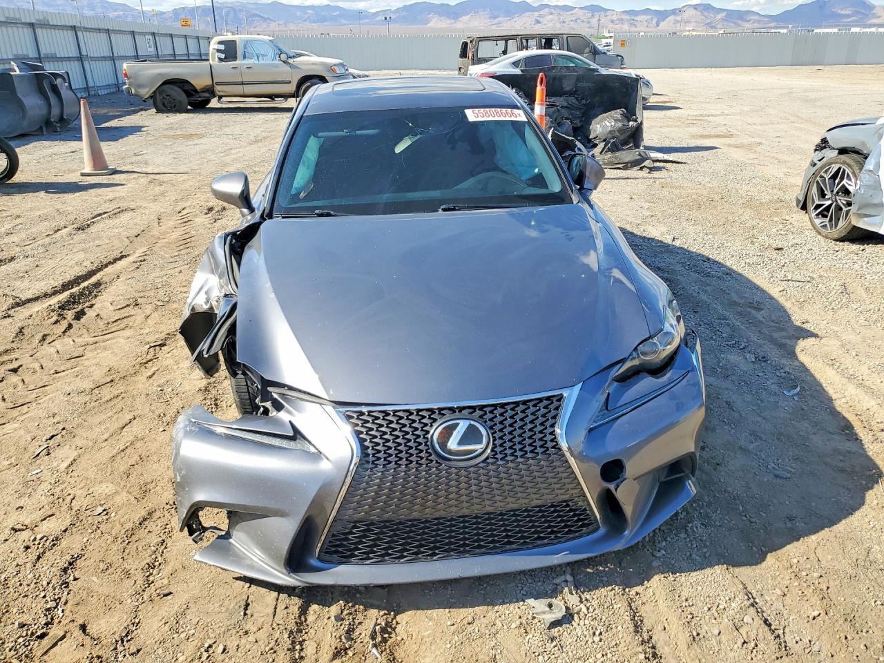 2016 Lexus Is 200T - zdjęcie 5