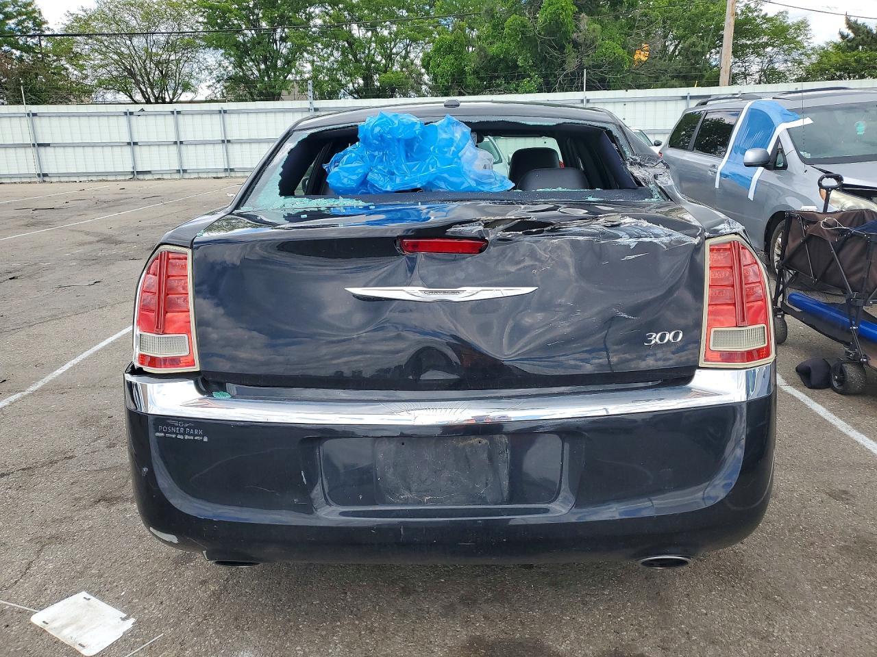 2014 Chrysler 300 - zdjęcie 6