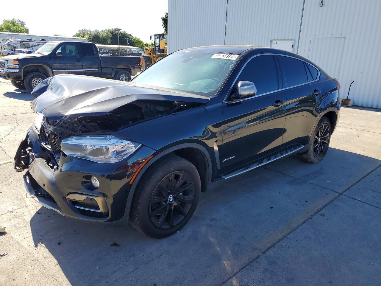 2016 BMW X6 xDrive35I - zdjęcie główne
