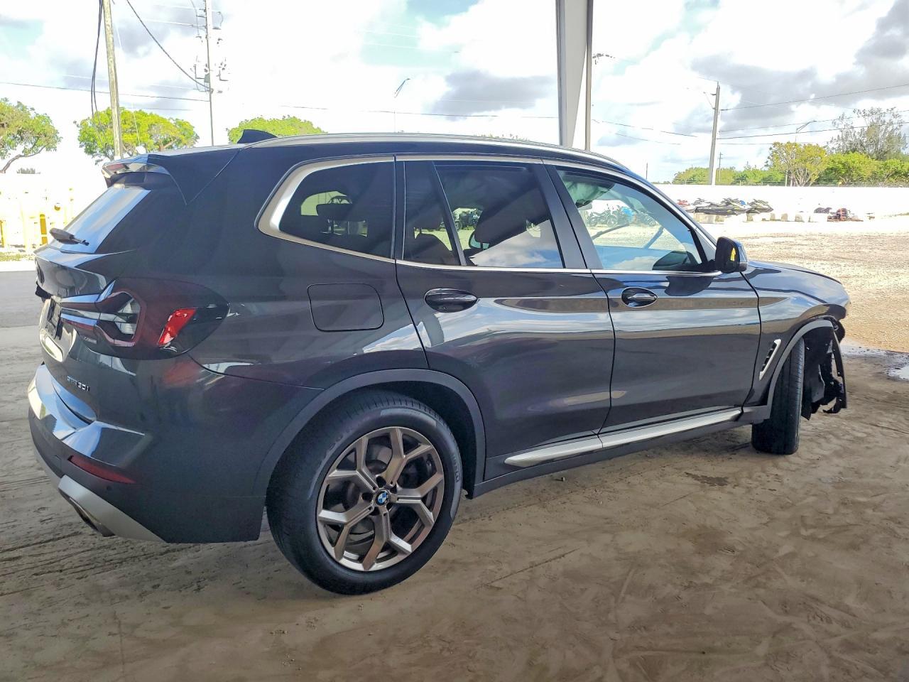 2022 BMW X3 Sdrive30I - zdjęcie 3