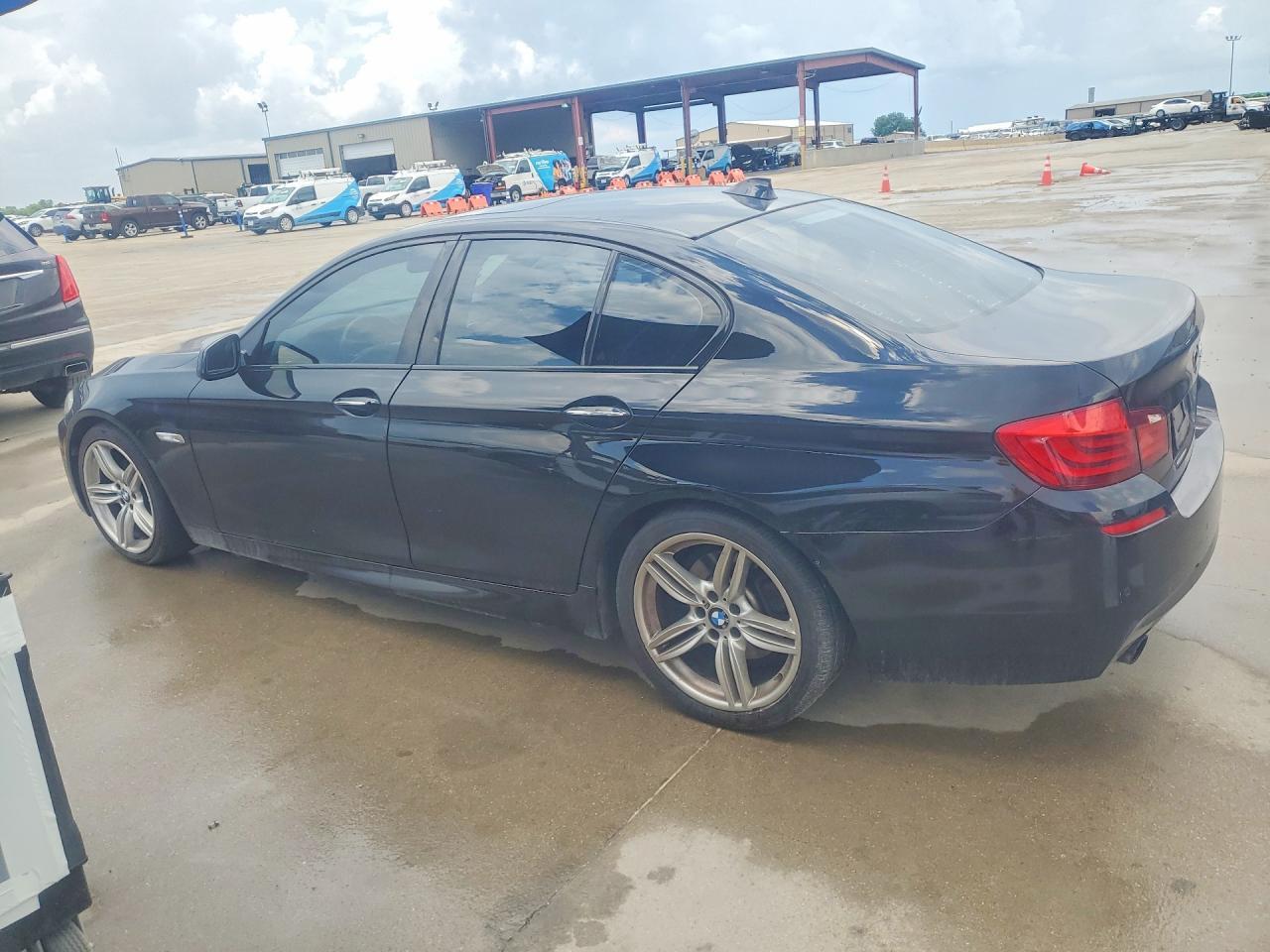2013 BMW 535 I - zdjęcie 2