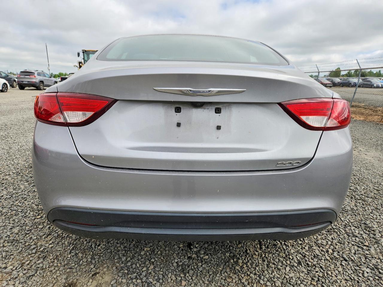 2016 Chrysler 200 Lx - zdjęcie 6