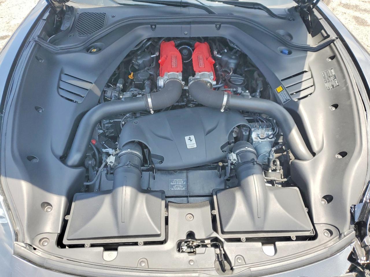 2016 Ferrari California T - zdjęcie 11